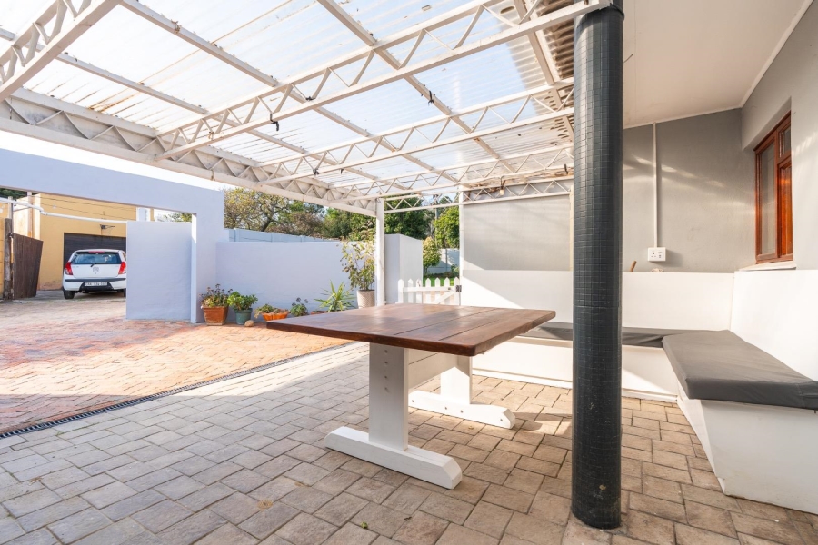 To Let 4 Bedroom Property for Rent in Mowbray Western Cape